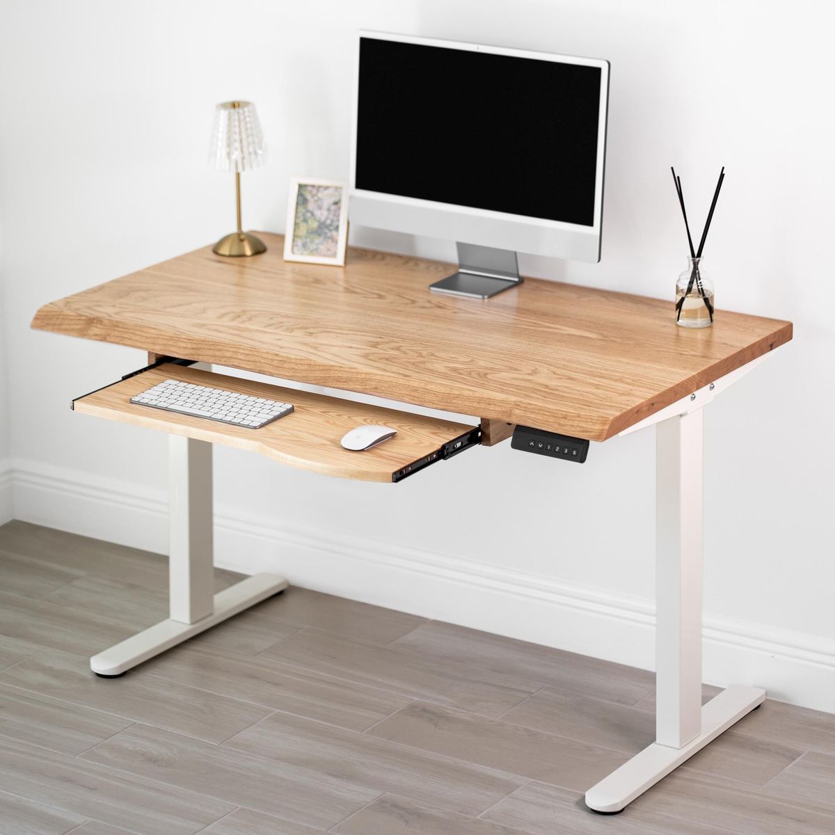 Meditation-friendly workspace